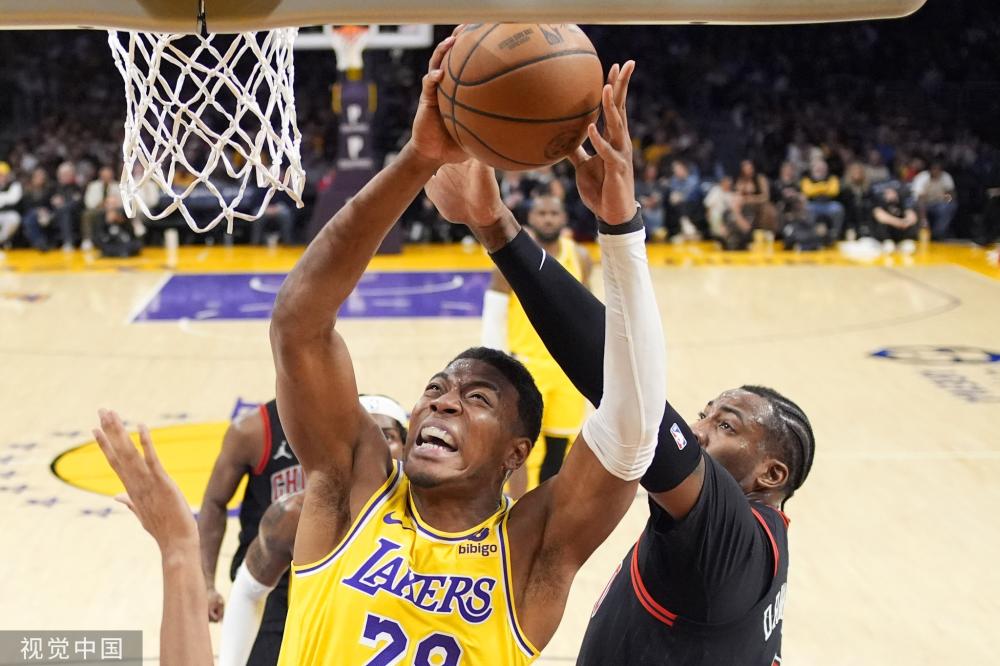 而他在关键 而他在关键