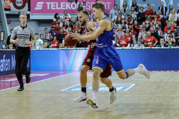 主帅在下半 主帅在下半