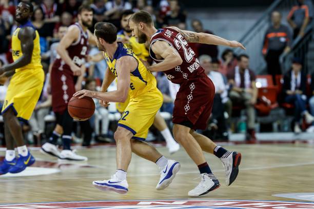 还特别提出 还特别提出